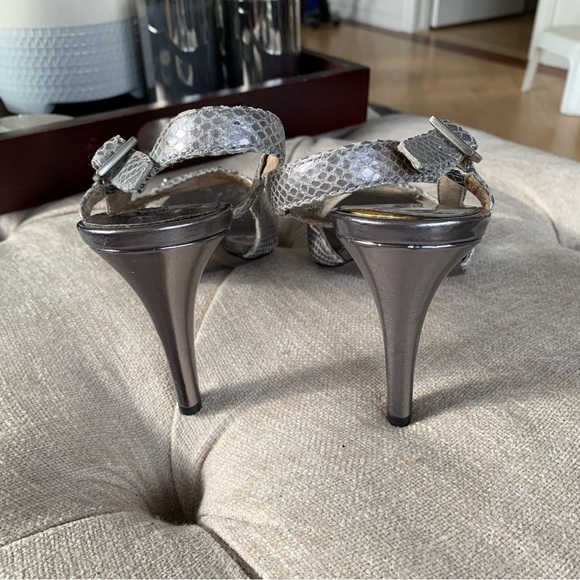 Michael Kors 1981 Platinum/Silver Metallic Leather Heel US 10M - Picture 8 of 8